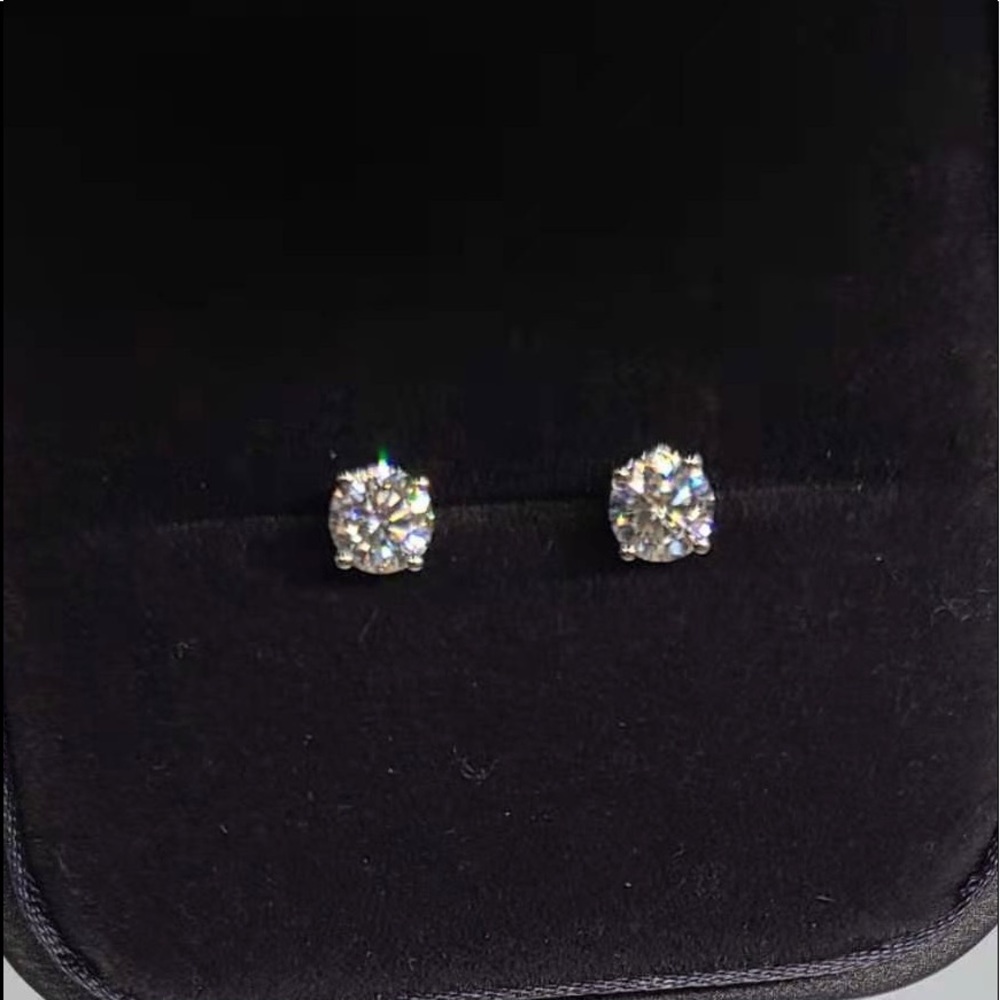 Solid 14k gold 0.5 carat moissanite earrings